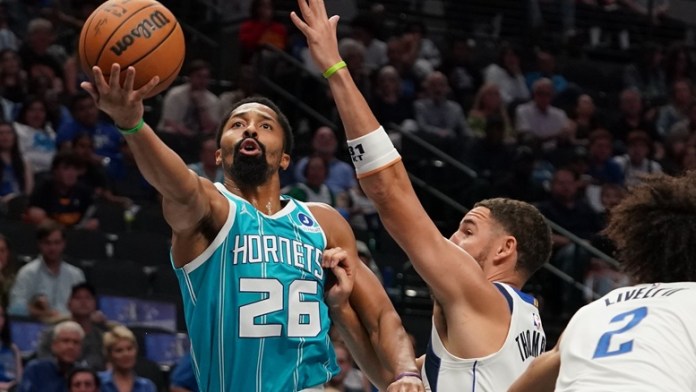 Spencer Dinwiddie, Hornets, NBA