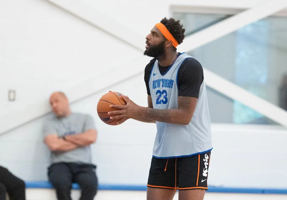 Mitchell Robinson has long struggled as a foul shooter. Charles Wenzelberg / New York Post