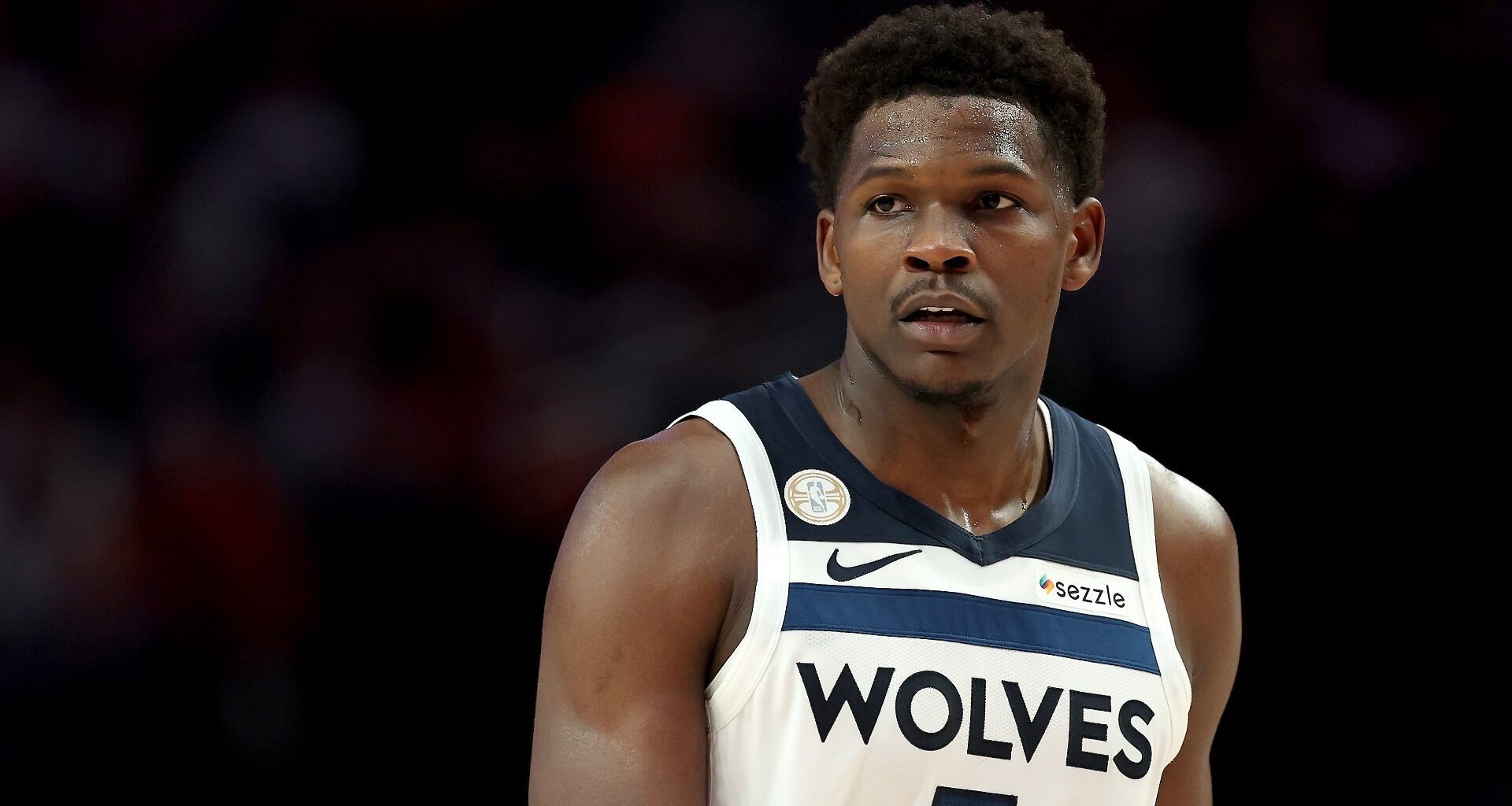 Anthony Edwards exits early vs. Pacers with hamstring injury