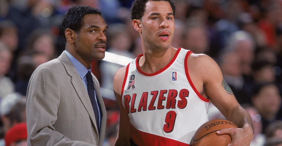 Knicks Bulletin: ‘Leon held my son before me’