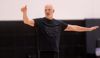 Behind new offense, Dallas looks to establish the run this season