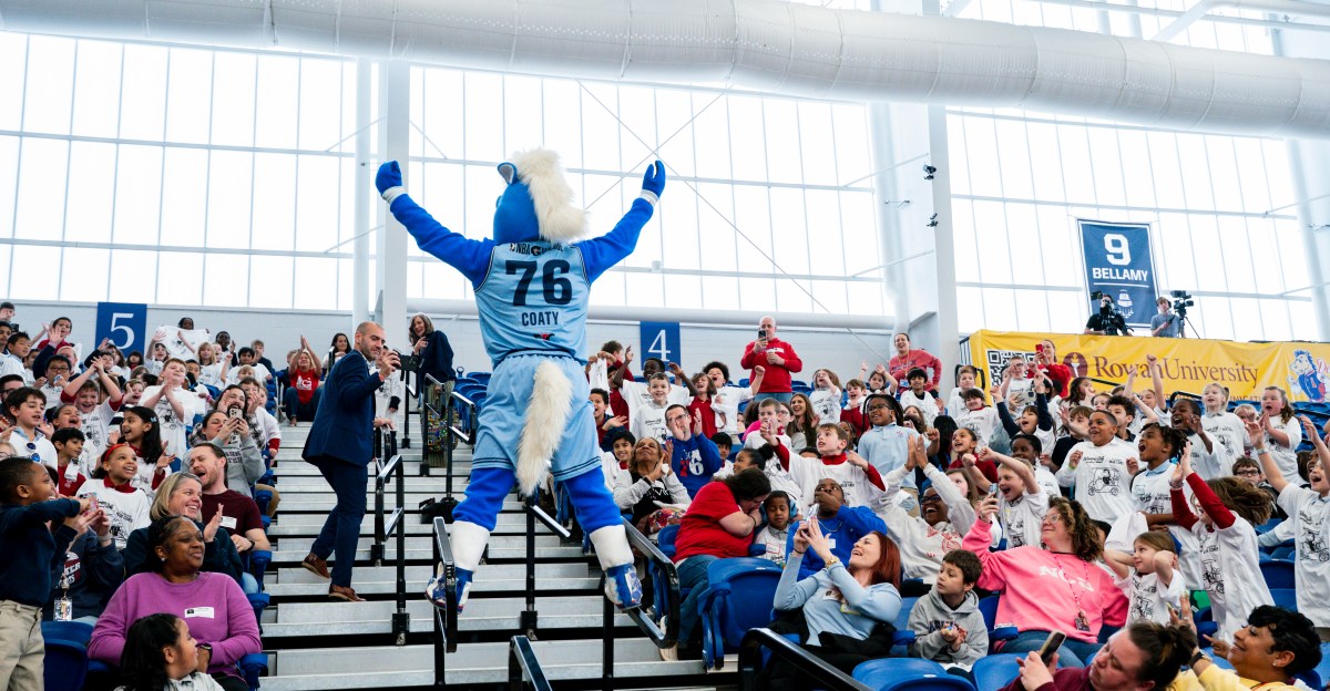 Sixers announce JP Clark as new Blue Coats head coach