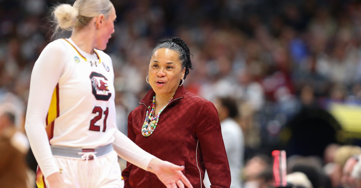 South Carolina’s Chloe Kitts to miss basketball season after ACL tear