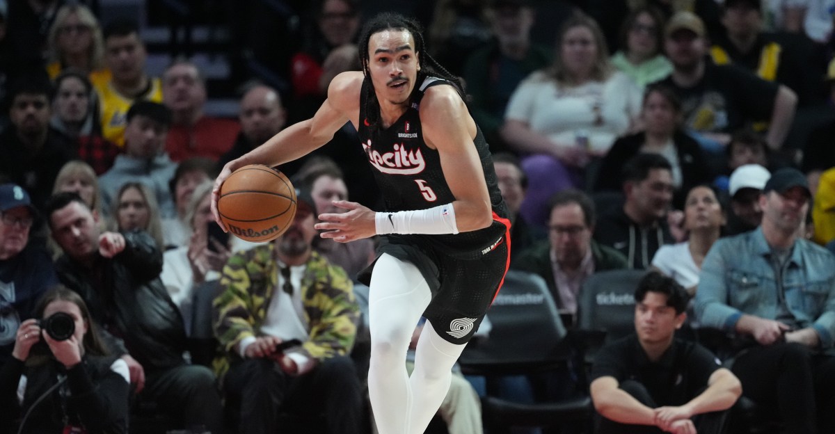 Mavericks Sign Blazers Guard Dalano Banton