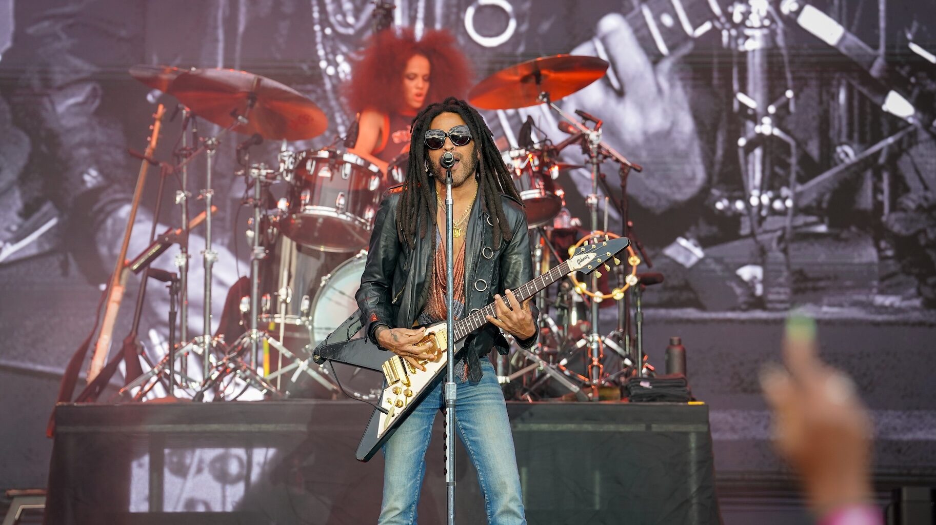 Lenny Kravitz in NBA on NBC’s Sunday Night Basketball Show Open