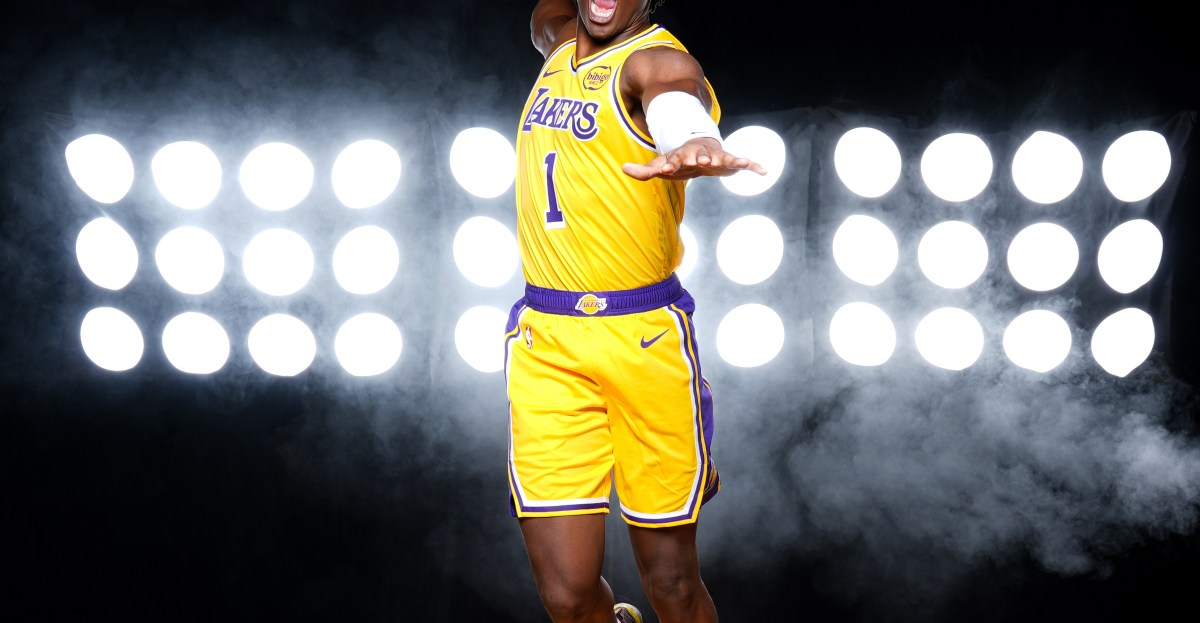 JJ Redick can’t believe Adou Thiero’s athleticism