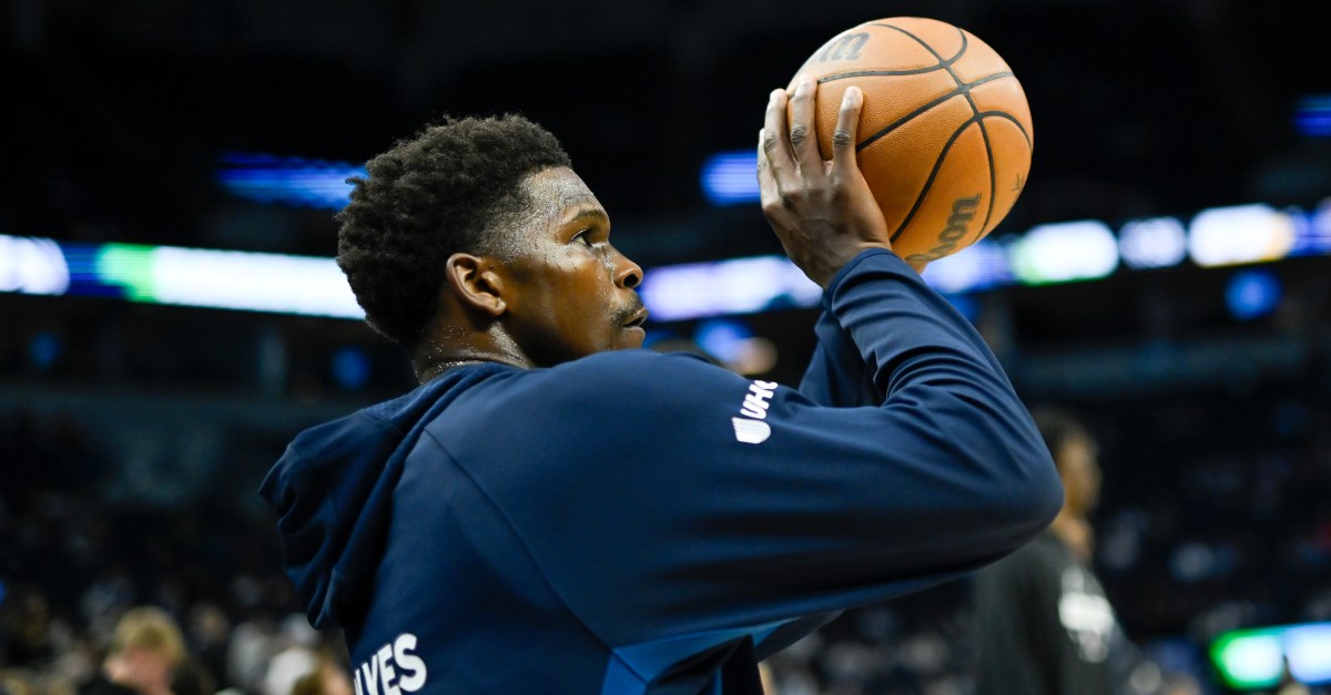 NBA News: Anthony Edwards Voted Top Shooting Guard on GM Survey