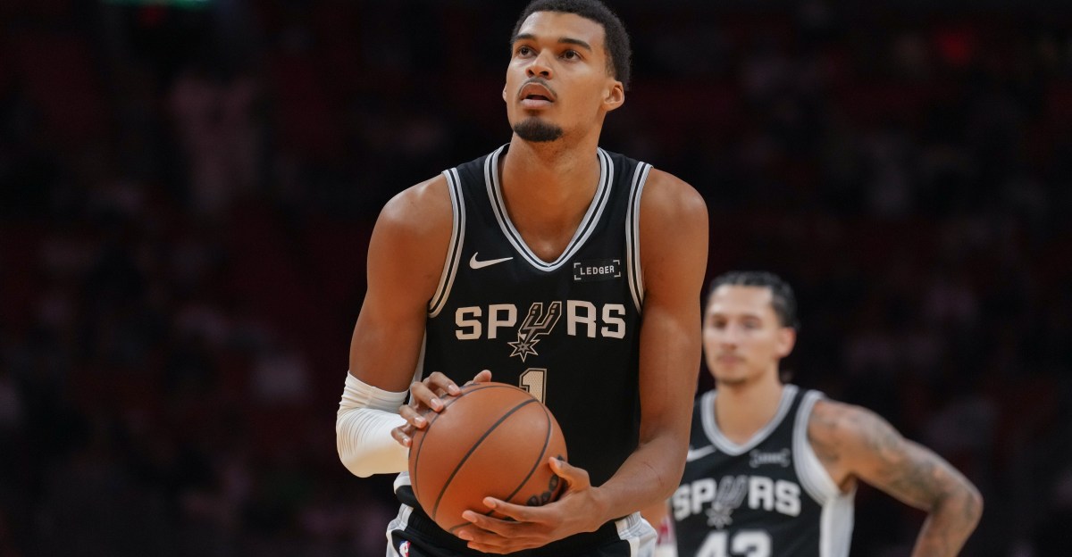 NBA experts say the Spurs’ ceiling is a first-round exit