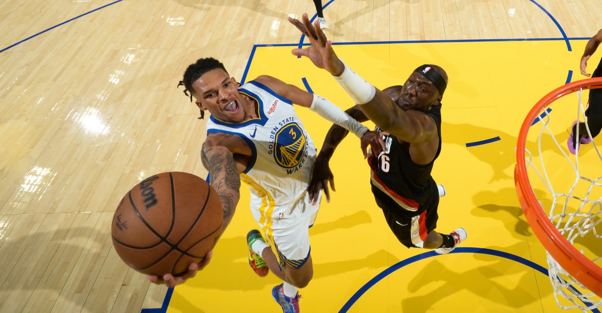 Warriors reserves lead 21-point comeback against Blazers