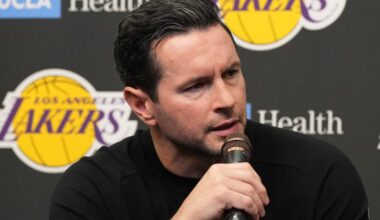 JJ Redick still won’t reveal Lakers starting lineup for opening night