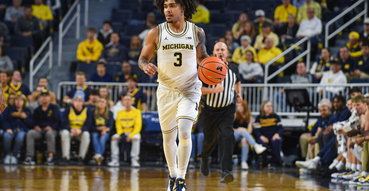 Michigan Basketball falls short to Cincinnati in exhibition