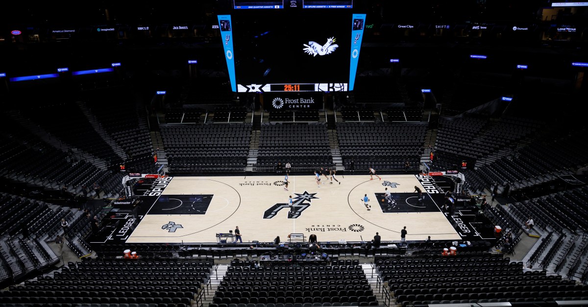 Open Thread: Spurs celebrate “Champions for Change” grant recipients