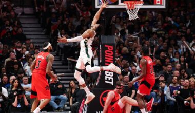Milwaukee vs. Toronto Game Review & Player Grades from Bucks beating Raptors