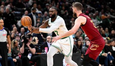 Jaylen Brown scores 30 as Celtics snap Cavaliers' win streak