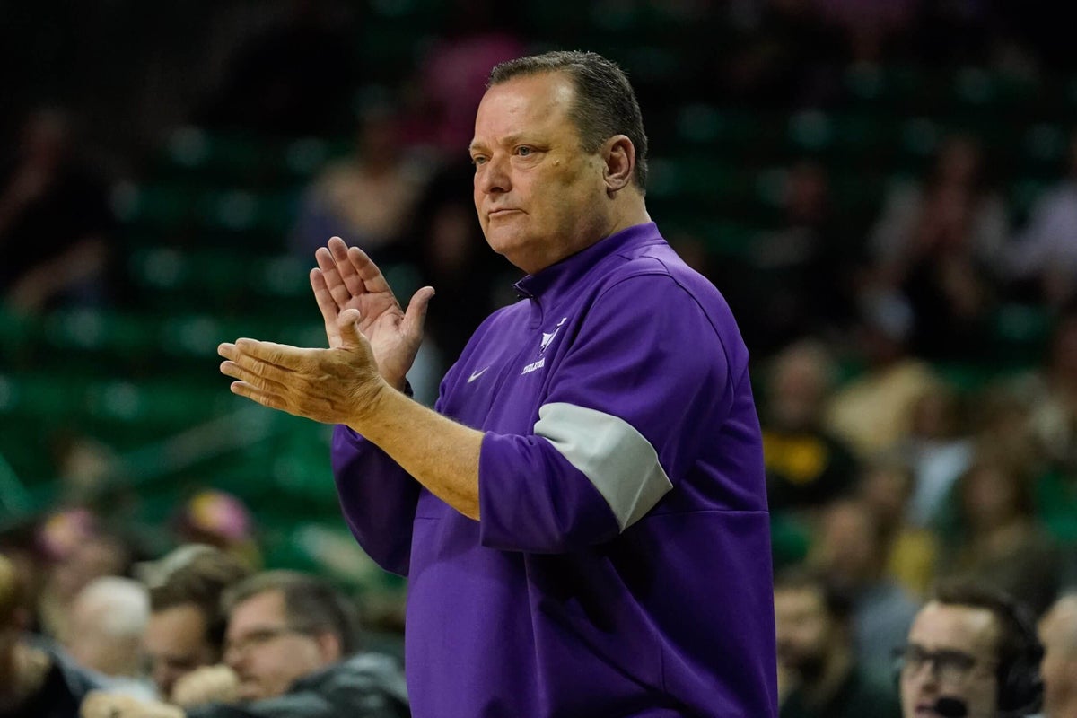 Tarleton State basketball coach Billy Gillispie put on temporary leave after anonymous complaint