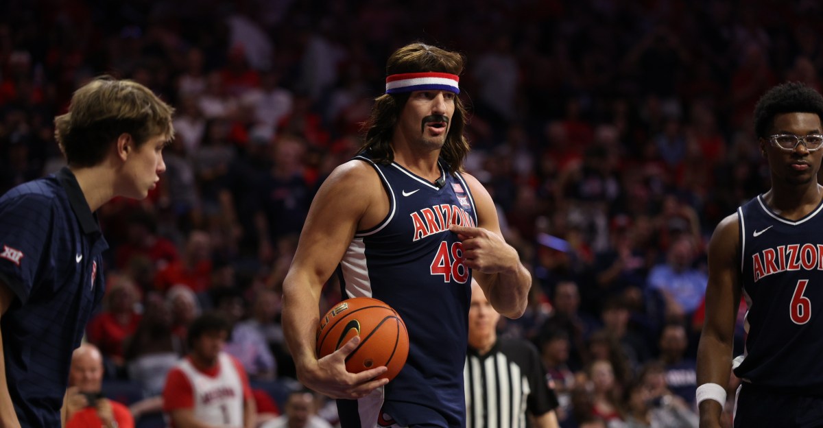 Arizona Wildcats men’s basketball: Rob Gronkowski steals show at Red-Blue Showcase