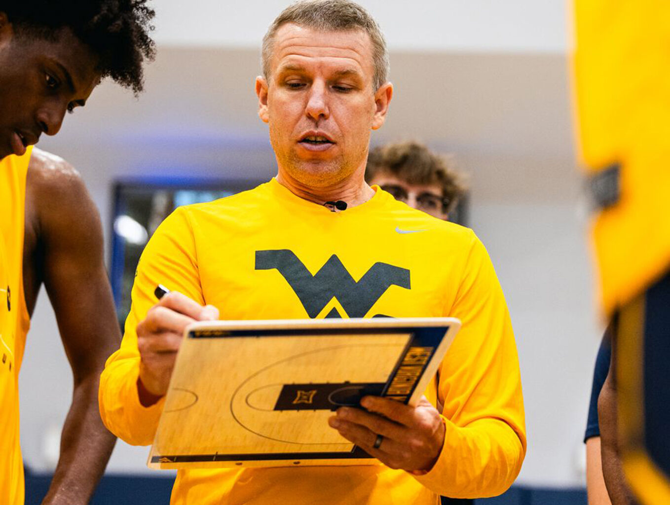 'The odds, they really don't matter': WVU men's hoops teams enters season with high expectations