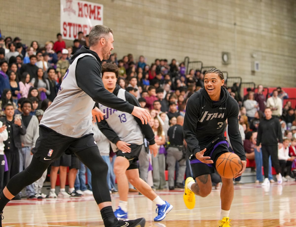 Utah Jazz surprise Salt Lake students with scrimmage at ‘High School Musical’ gym