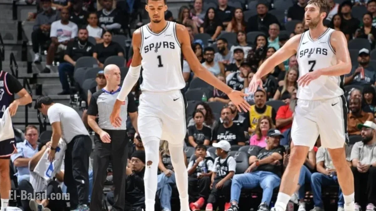 Spurs Dominate Loong-Lions 119-88 in San Antonio Showdown