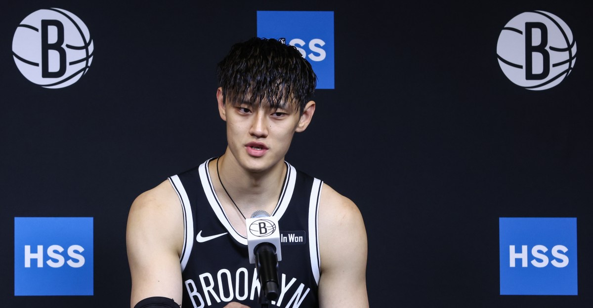 Brooklyn Nets waive Fanbo Zeng, sign Grant Nelson