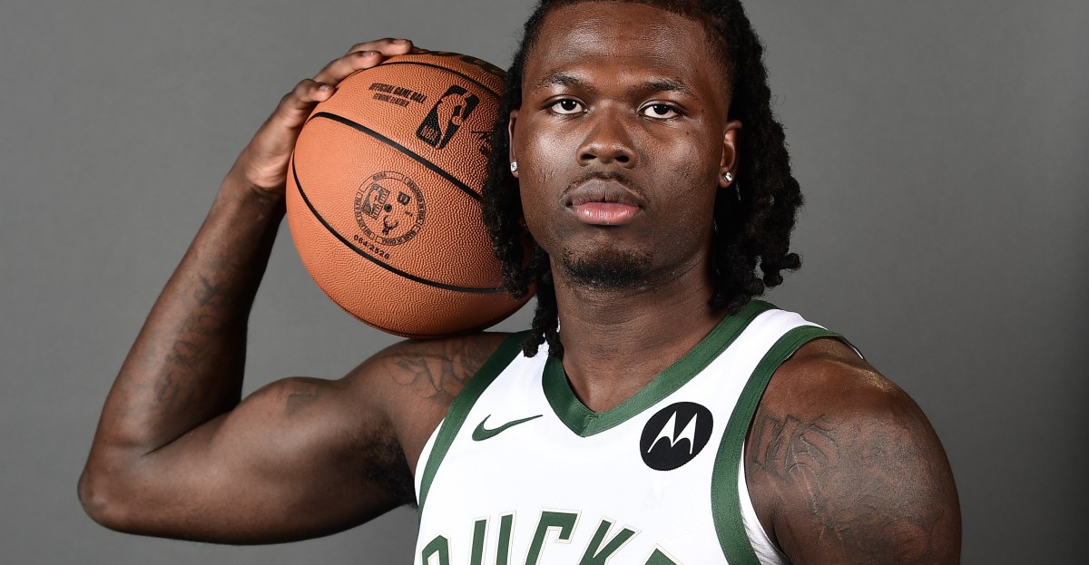 NBA Free Agency: Milwaukee Bucks waive Chris Livingston, standard roster at 15