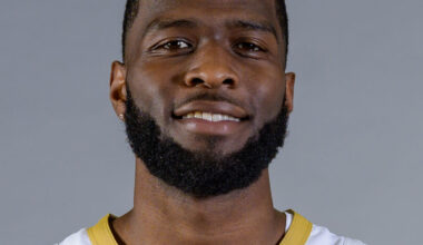 Magic Sign Jalen Crutcher, Waive Johnell Davis