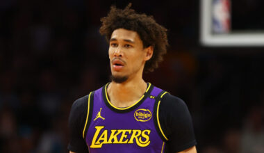 Lakers Notes: Hayes, Starting Lineup, Injuries, Lobs