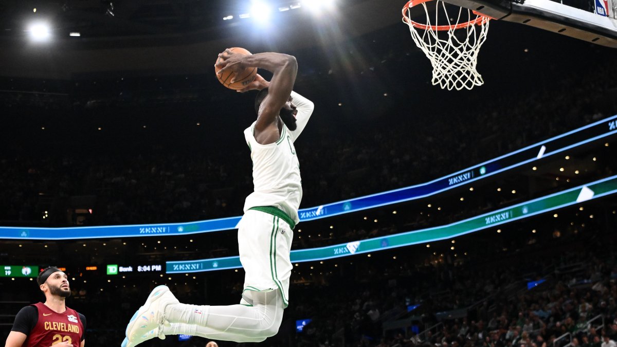 Celtics dominate Cavaliers in preseason home opener – NBC Boston