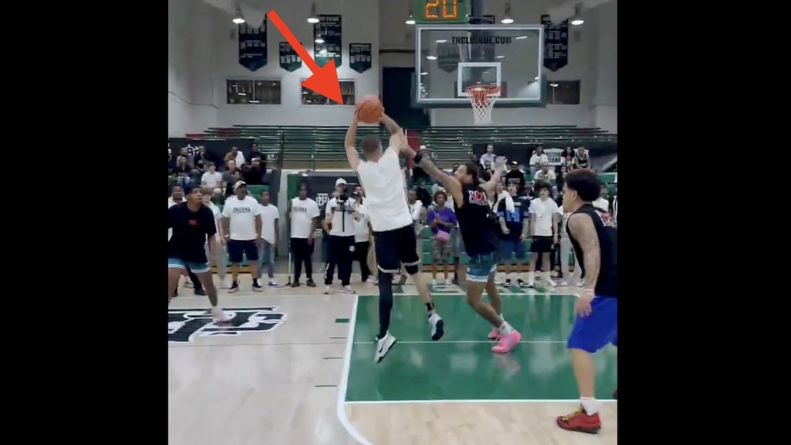 Pacers sign retired NCAA champion after his pickup game highlights turned heads