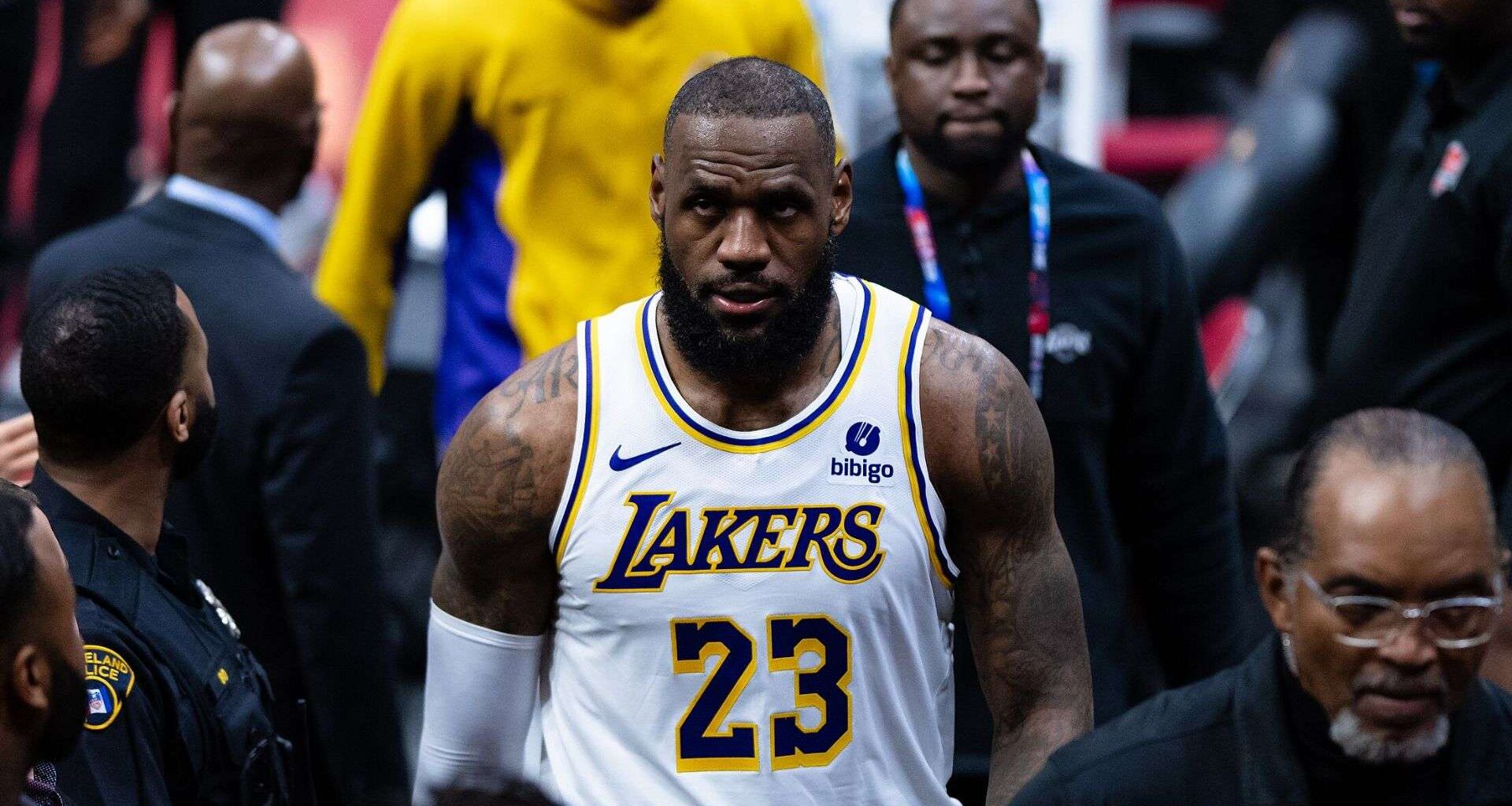 LeBron James lakers vs. warriors Luka