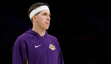 Timberwolves vs. Lakers Predictions, Odds & Stats – Oct. 24