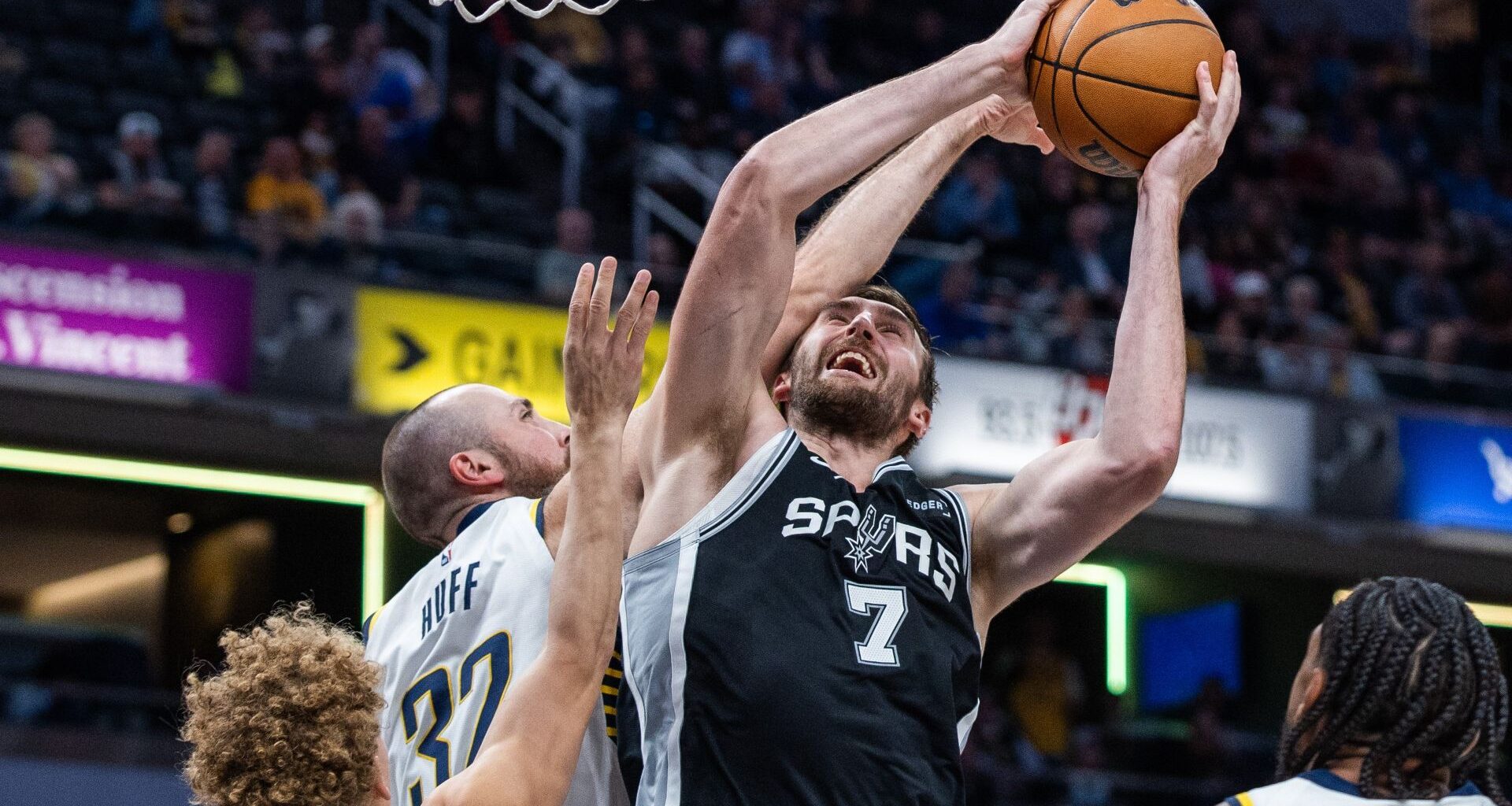 Warriors Had 'Level Of Interest' In Former Celtics Center