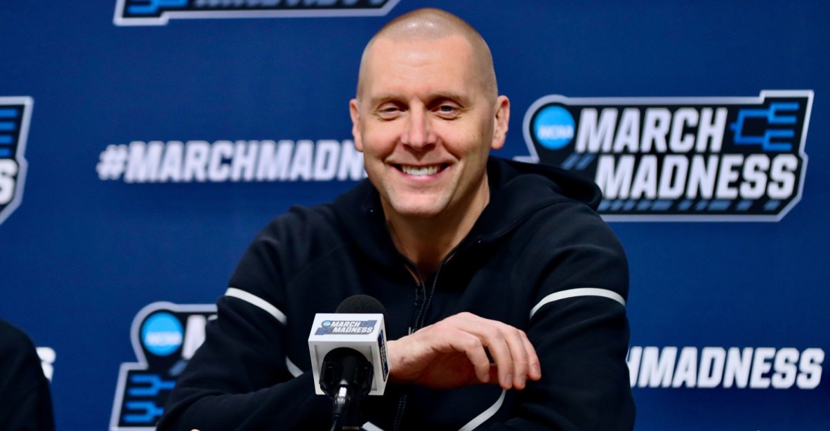 Thursday Headlines: Will Mark Pope be the next first-time college basketball national champion?