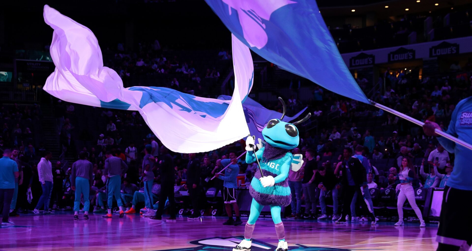 NBA's Charlotte Hornets Brutally Tricked a Kid Into Thinking He Won a PS5