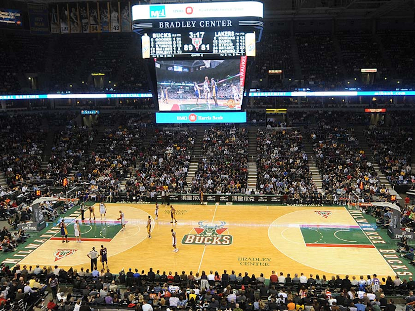 New York Knicks vs. Milwaukee Bucks: live game updates, stats, play-by-play