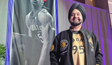 When Toronto Raptors’ Superfan Nav Bhatia Said ‘No One Wanted To Hire A Sikh With Turban’ | Auto News