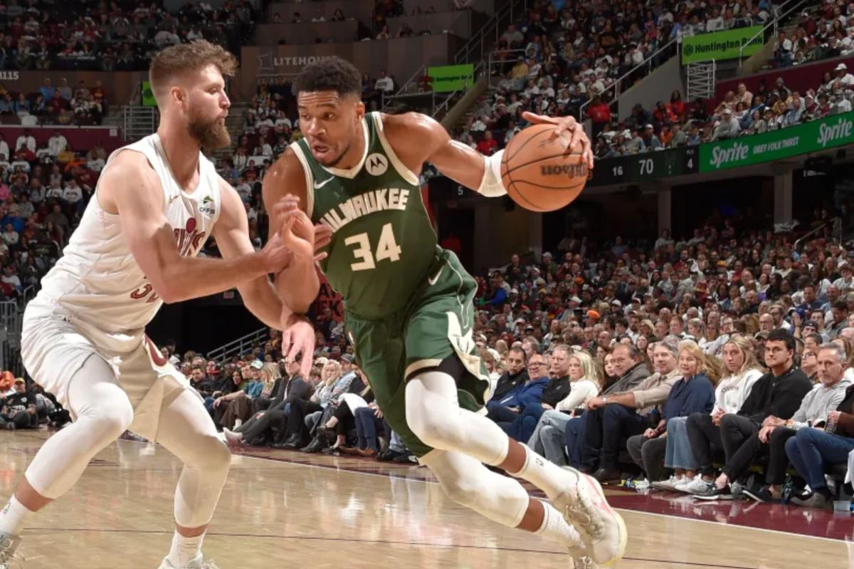 Giannis Antetokounmpo is making it harder not to dream about Knicks possibilities