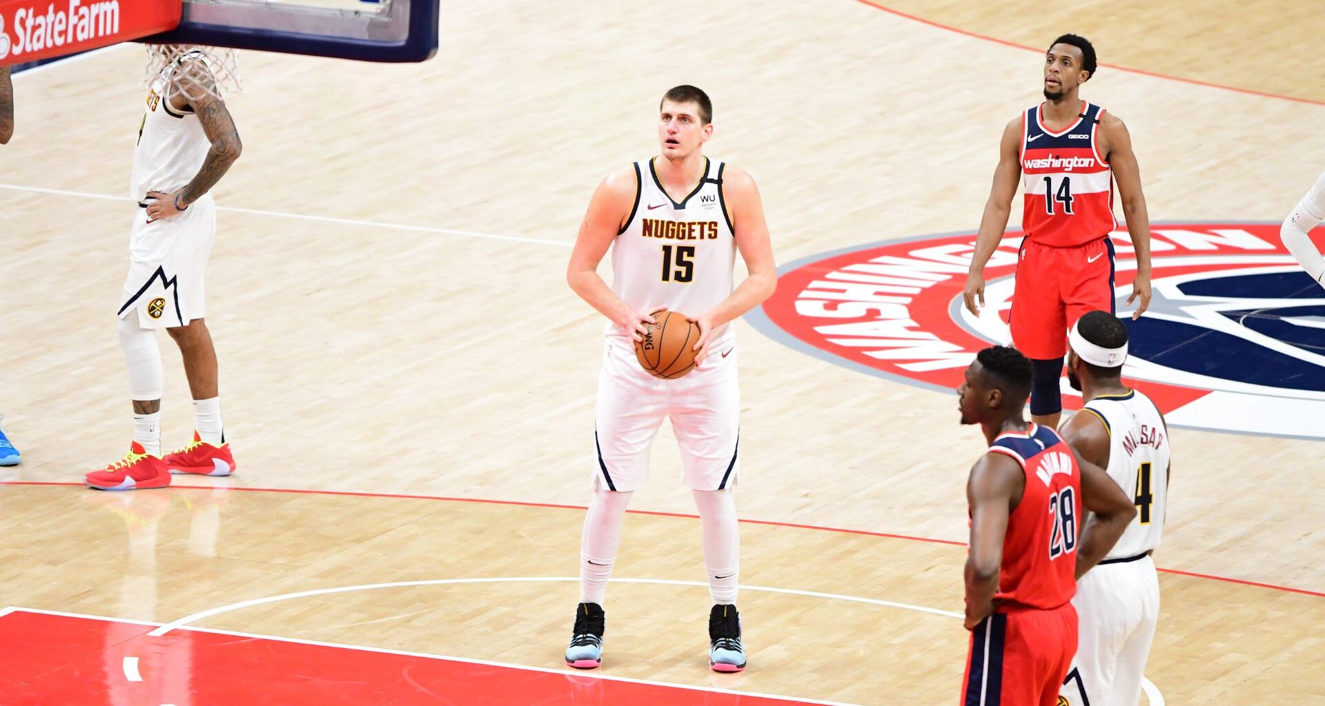 Nikola Jokic nuggets clippers stats