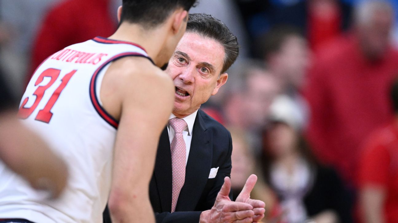 Best (and worst) men's college basketball offseason moves