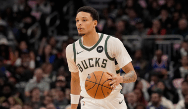 Rollins enjoying added Bucks pressure in Antetokounmpo absence