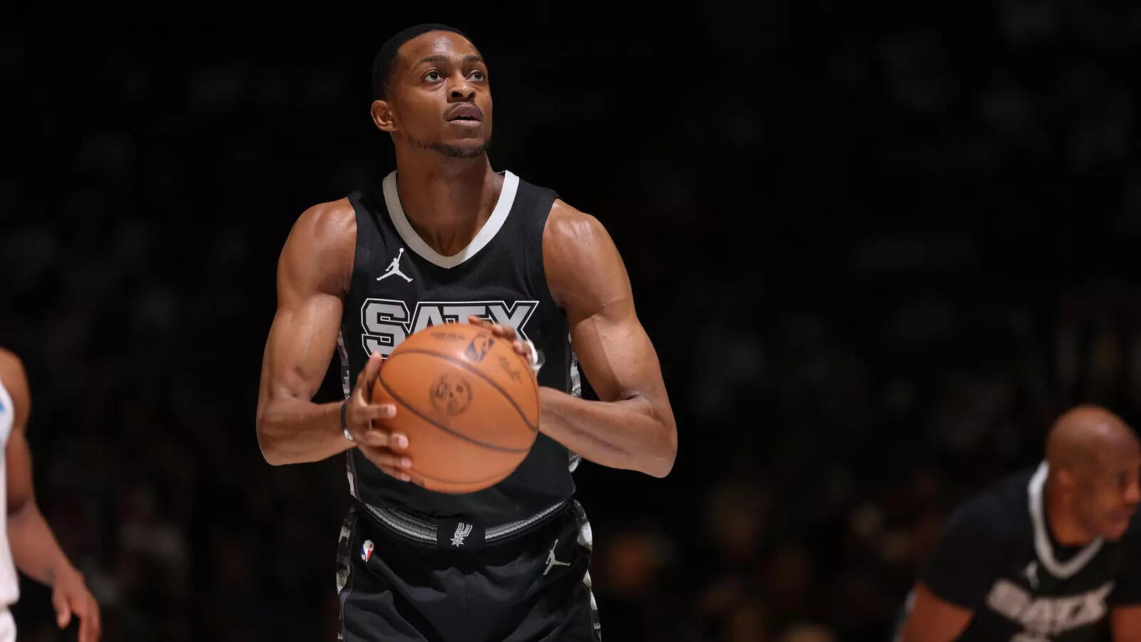 The S.A Spurs will miss De’Aaron Fox (Image via NBA) The S.A Spurs will miss De’Aaron Fox