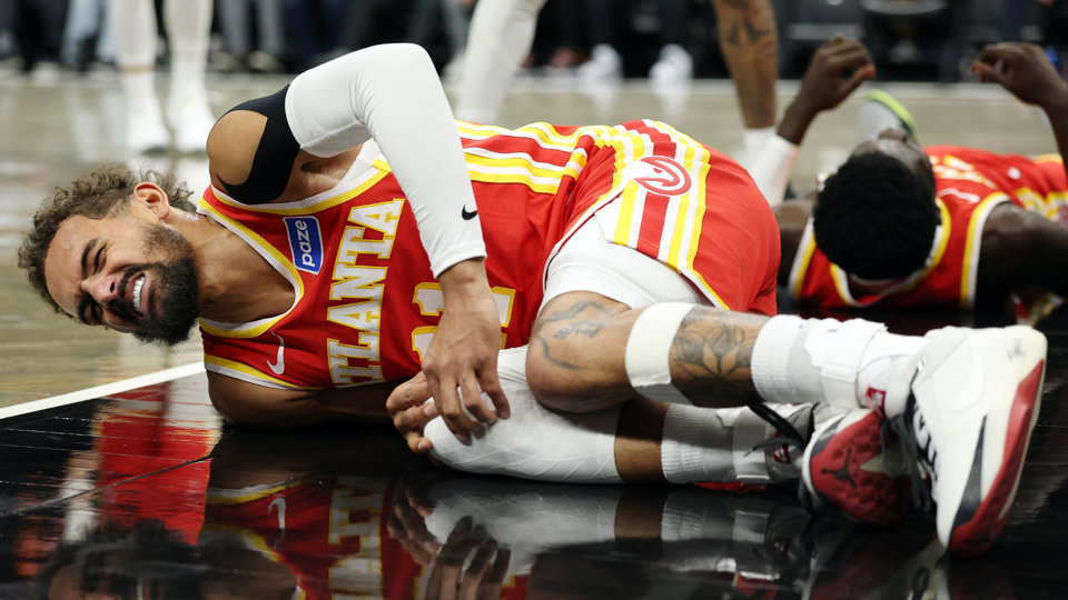 Snyder demands collective effort from Hawks after Young injury