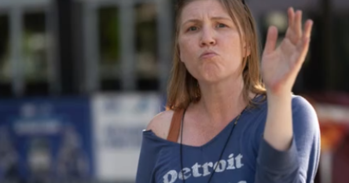 Police search for woman who allegedly assaulted 2 women in Downtown Detroit