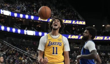 Jaxson Hayes avoids serious injury, adapts to Luka Doncic passes