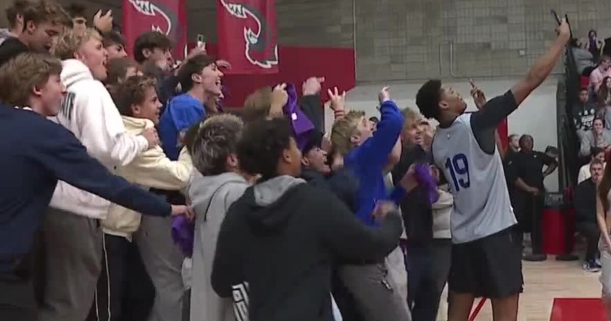 Utah Jazz host surprise scrimmage at East High