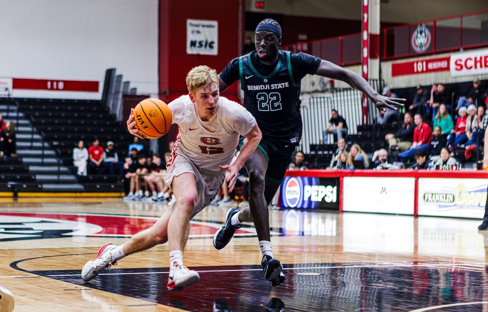 St. Cloud State men's basketball picked to finish 2nd in NSIC preseason coaches poll