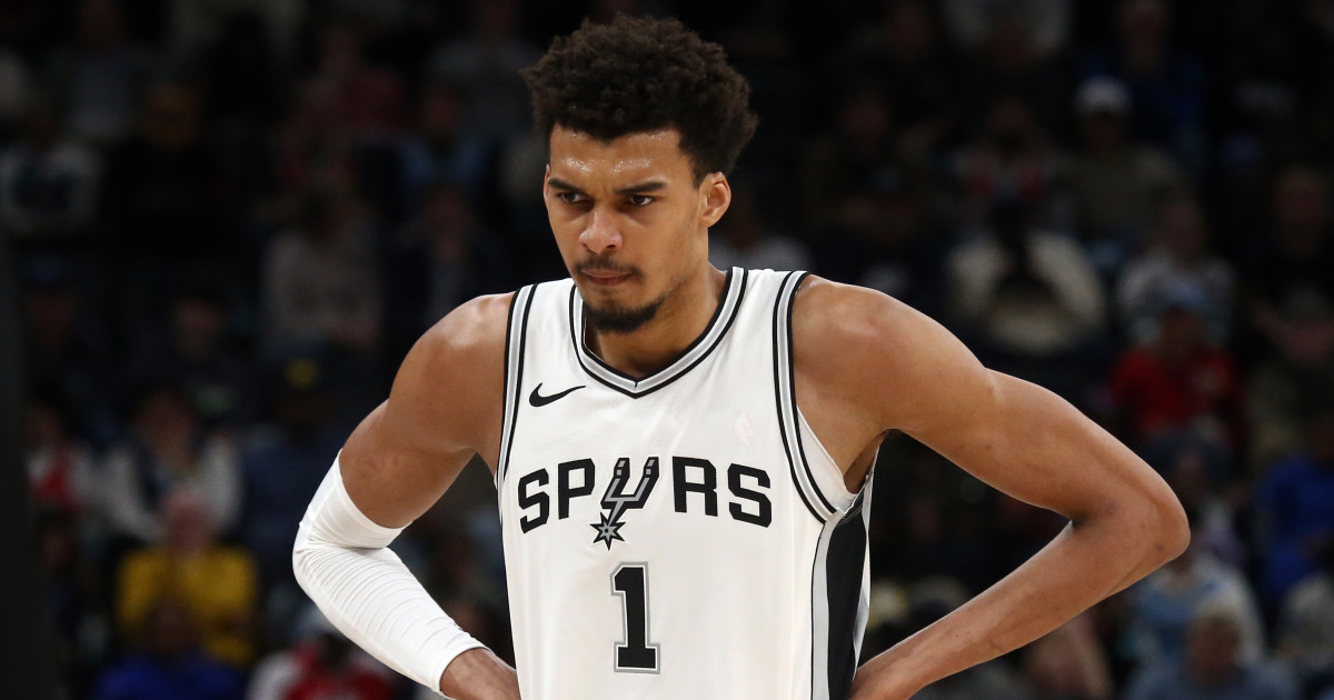 Trade Idea Lands Spurs Bucks’ Star to Pair With Victor Wembanyama