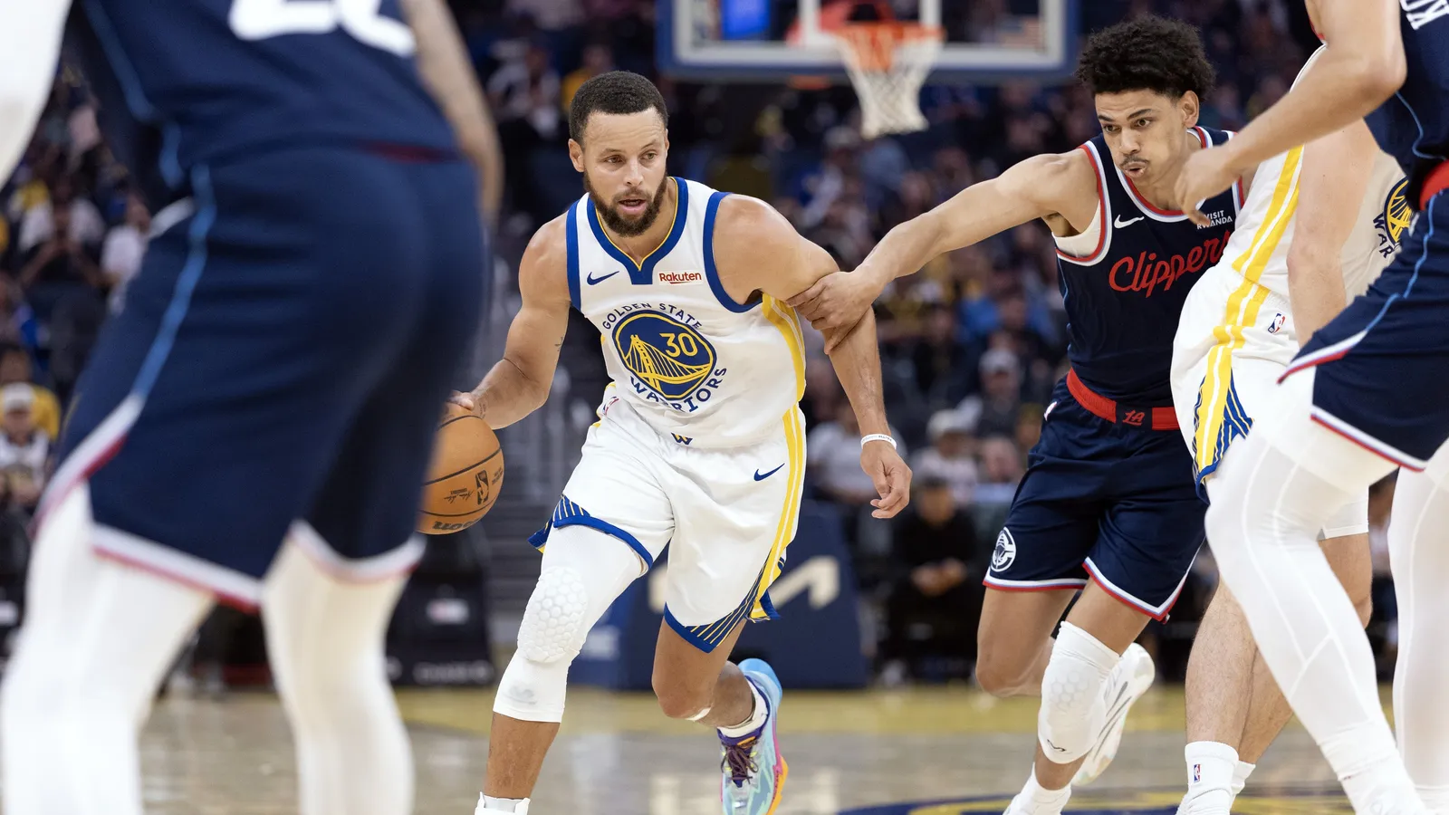 Clippers win last preseason game as regular season approaches