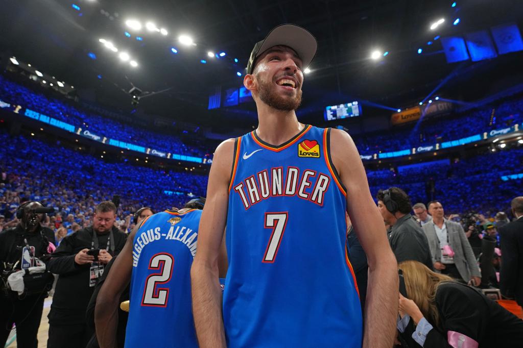 Oklahoma City Thunder open 2025-26 NBA season with historic win total