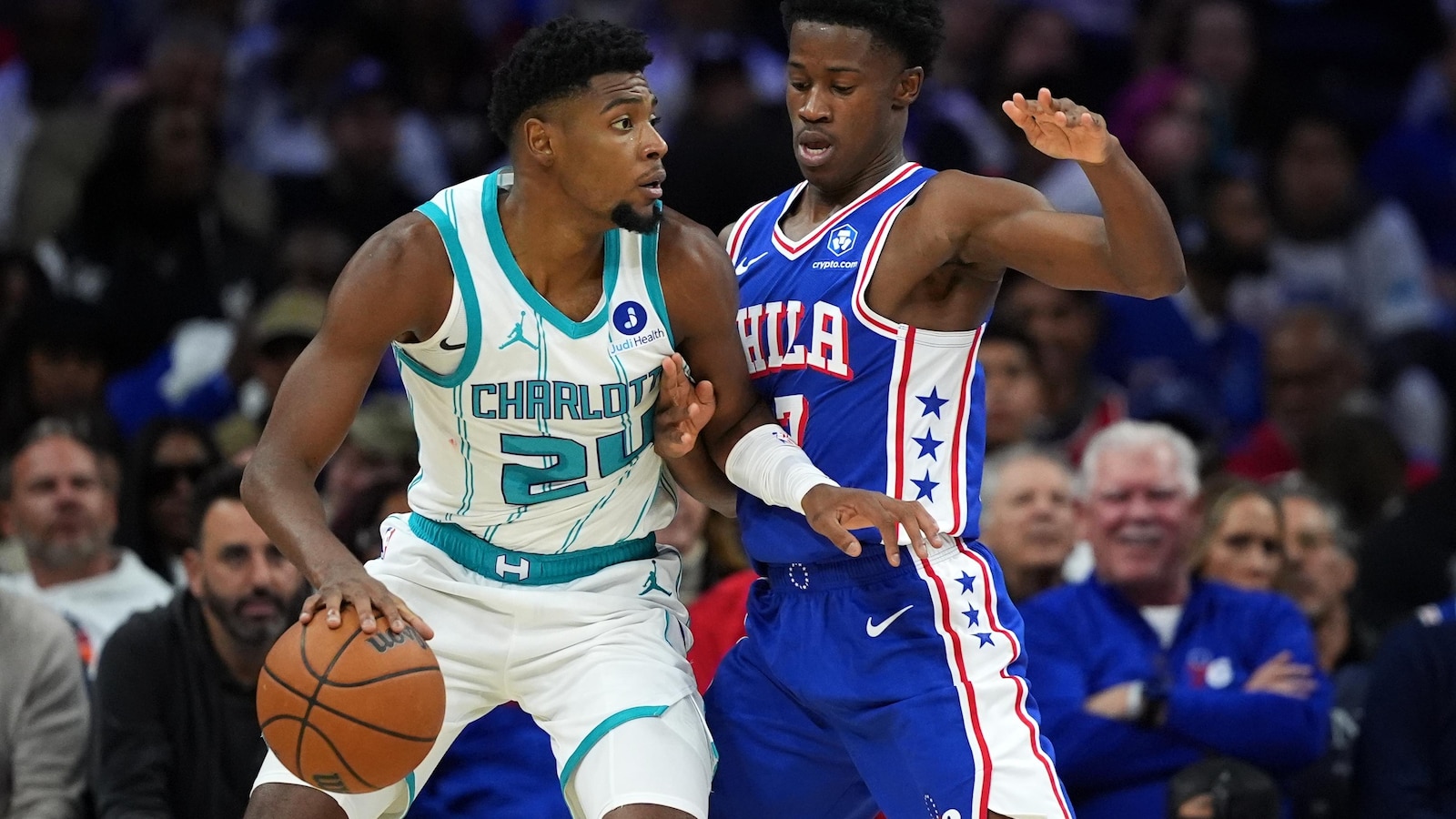 Quentin Grimes' clutch 3-pointer lifts 76ers to 125-121 win over Hornets in home opener